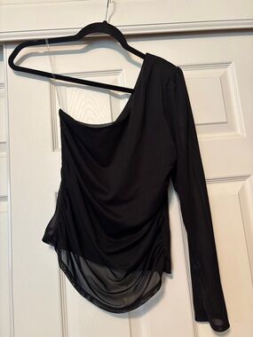 Stella Luce Asymmetric One-Shoulder Black Mesh Top
